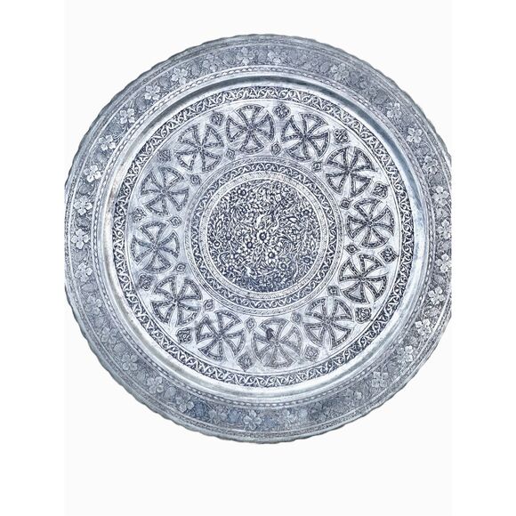 Set of Three Decorative Tray Middle Eastern Engraved Patina 19” - Picture 6 of 11